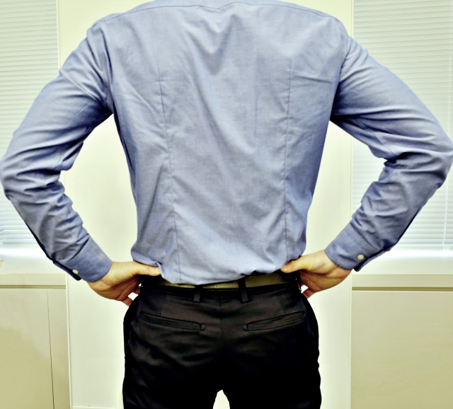 肩幅の広い男の特徴は?
